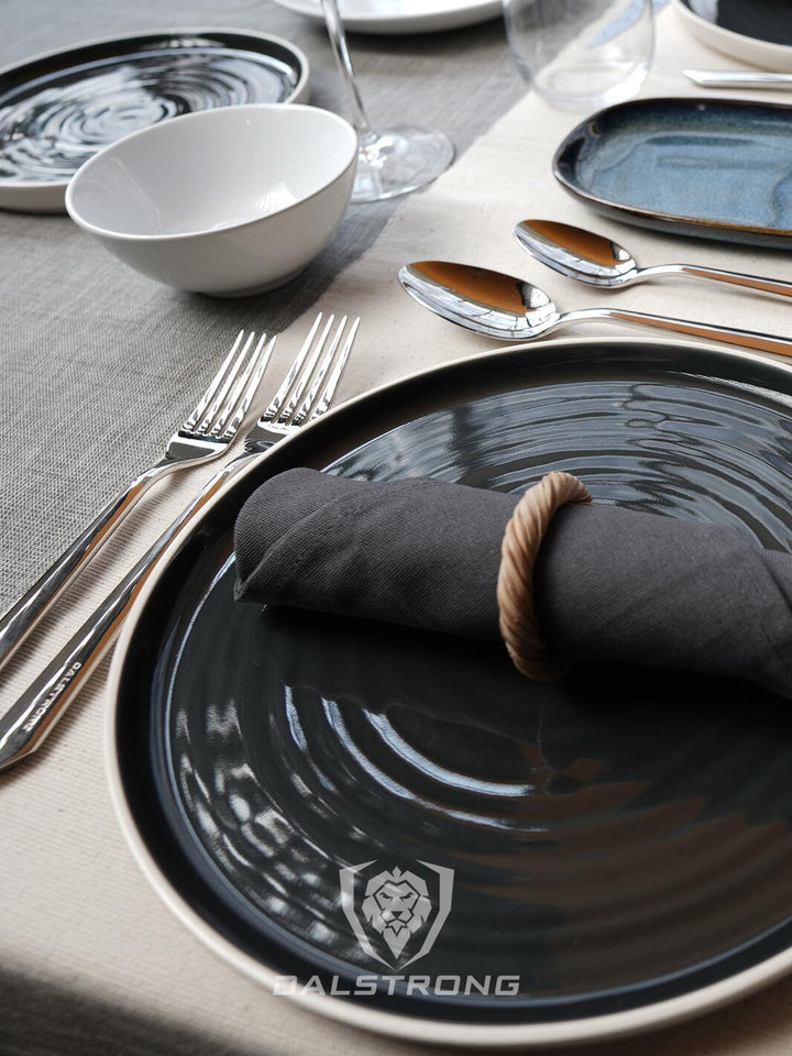 20 Piece Service for 4 | Flatware Set | Silver | Dalstrong ©