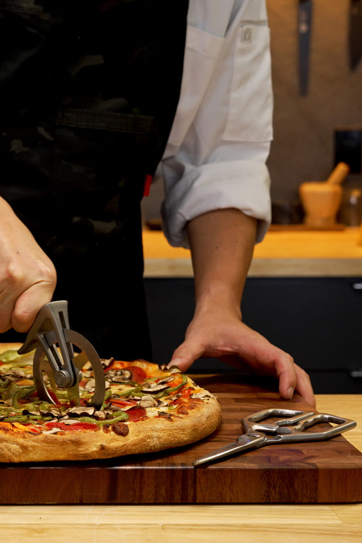 Scissors + Pizza Wheel | Dalstrong ©