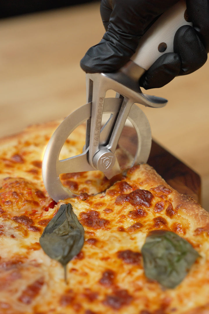 Pizza Wheel & Cutter | White Handle | Dalstrong ©