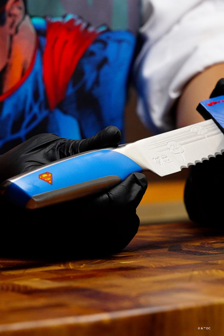 The Superman™  Bundle | 8" Chef Knife + 3.75" Paring Knife + 8" Serrated Bread Knife + Chef's Apron