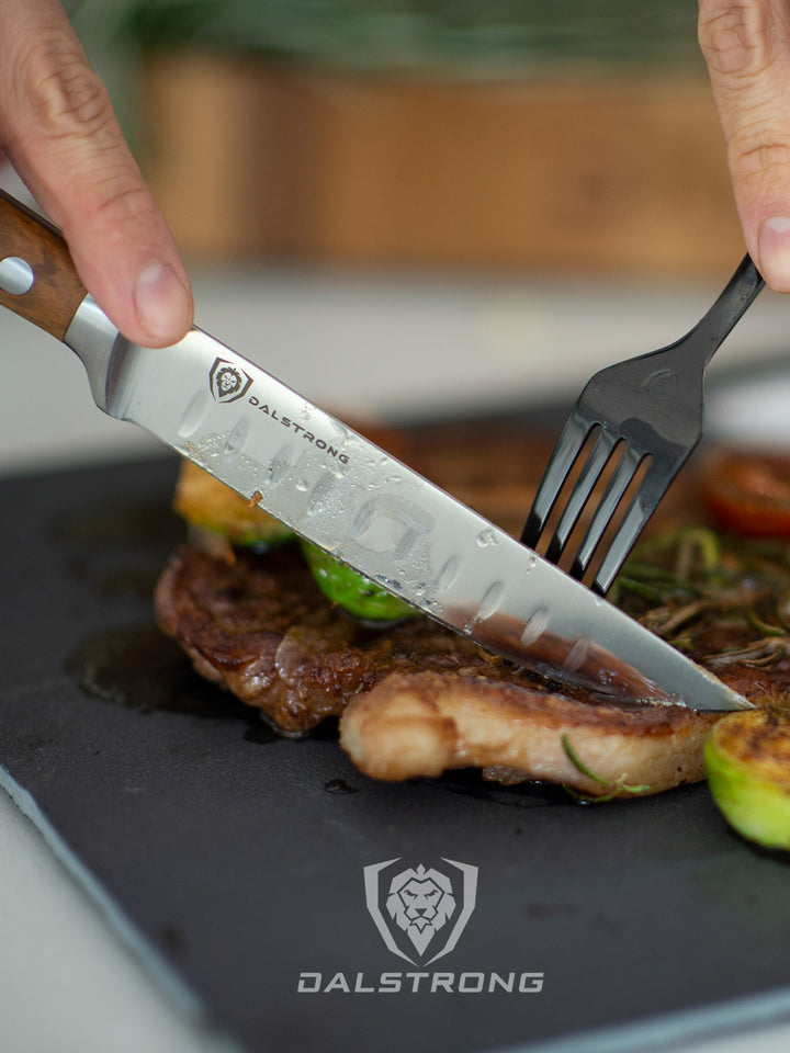 4-Piece Steak Knife Set 5" | Olive Wood Handle | Gladiator Series | Dalstrong ©