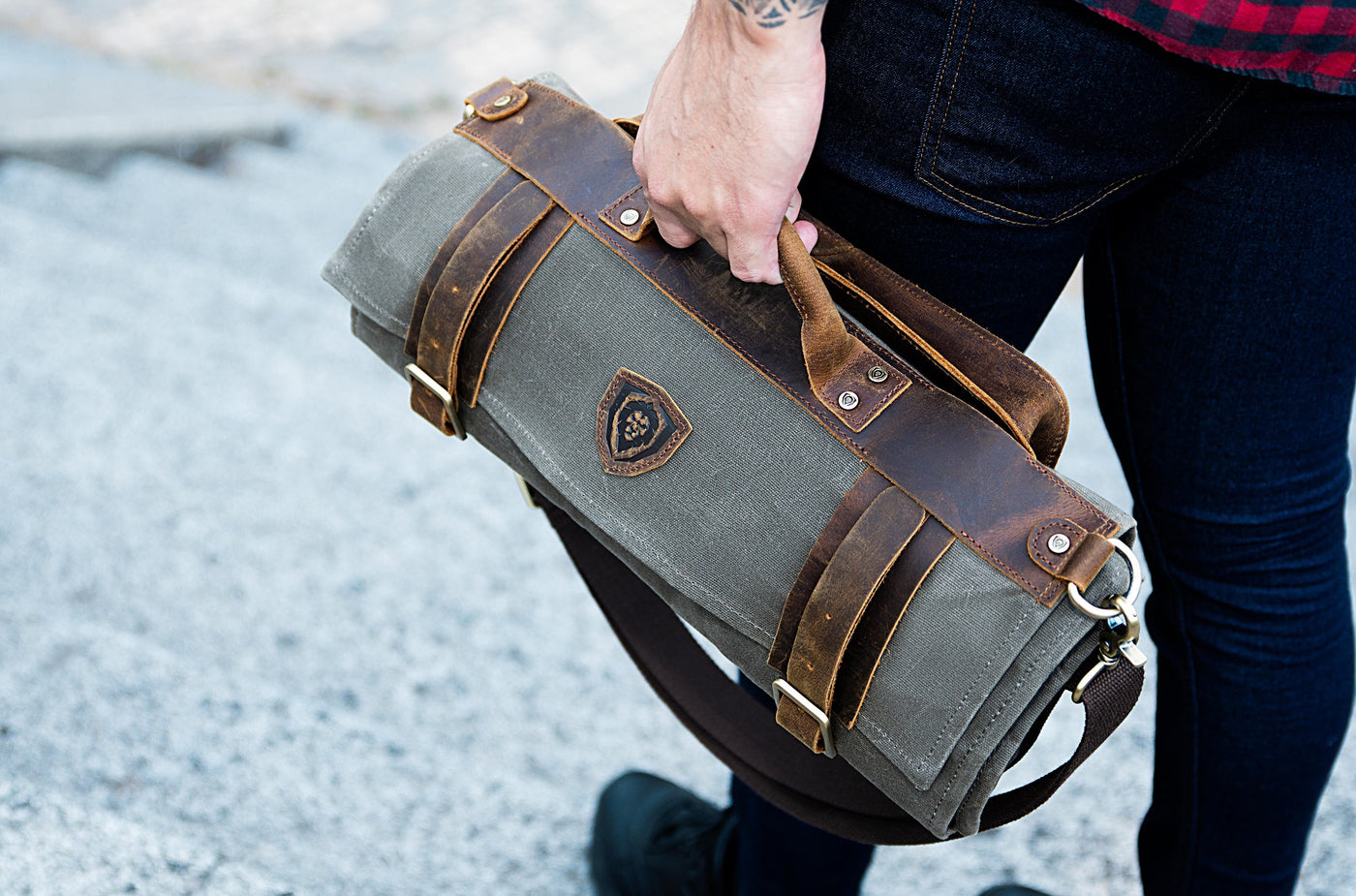 12oz Heavy Duty Canvas & Leather | Army Green | Nomad Knife Roll | Dalstrong ©